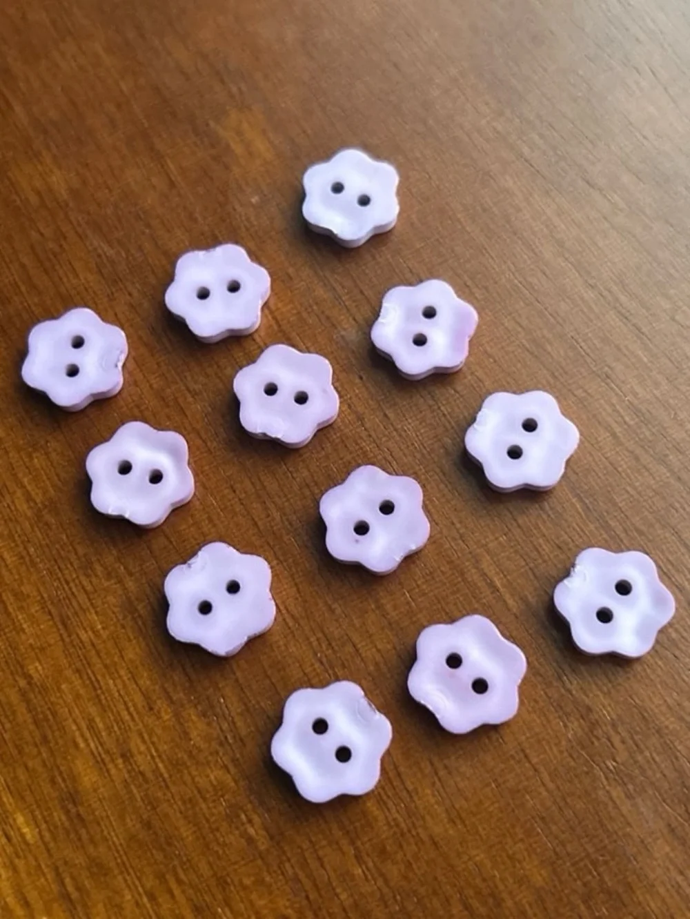 12 unused buttons - Picture 3 of 6